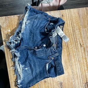 Levi’s blue Jean shorts women